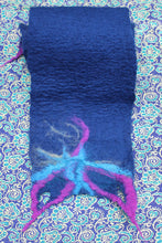 Load image into Gallery viewer, Felted Scarf (short)
