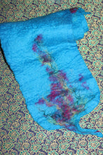 Load image into Gallery viewer, Felted Scarf
